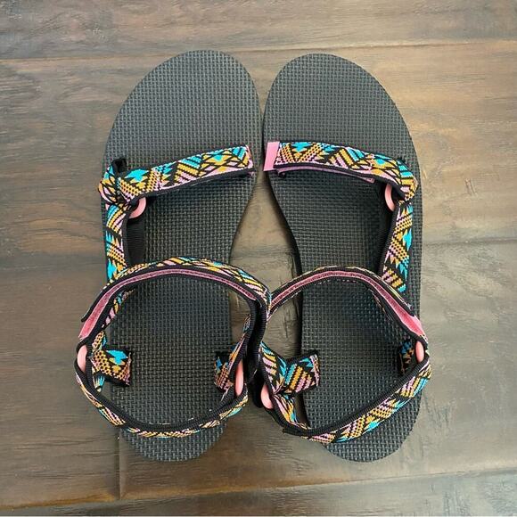 New in the box Teva original universal strap multi color sandals size 7, 9,10,11 - Picture 6 of 10